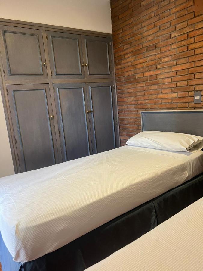 Departamento Centrico Mendoza-Reina Victoria Apartment Exterior photo