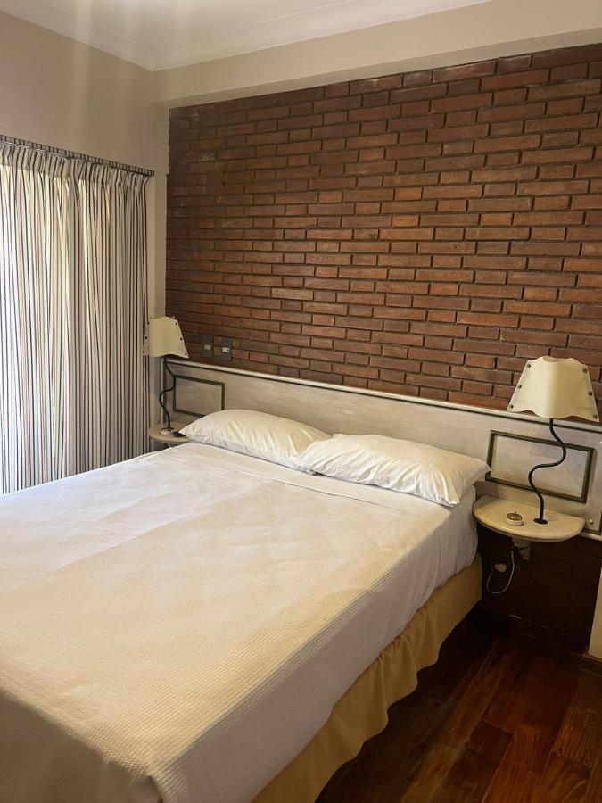 Departamento Centrico Mendoza-Reina Victoria Apartment Exterior photo